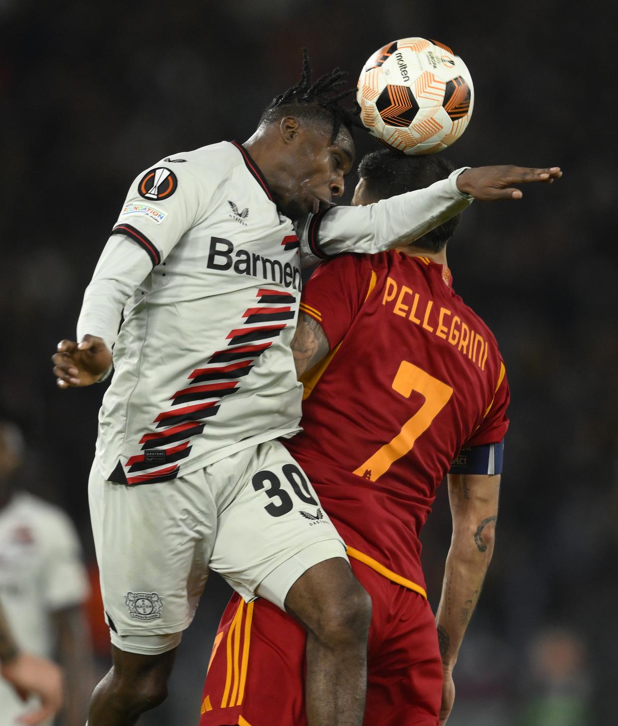 勒沃库森球队取得重要胜利，迎来一场胜利