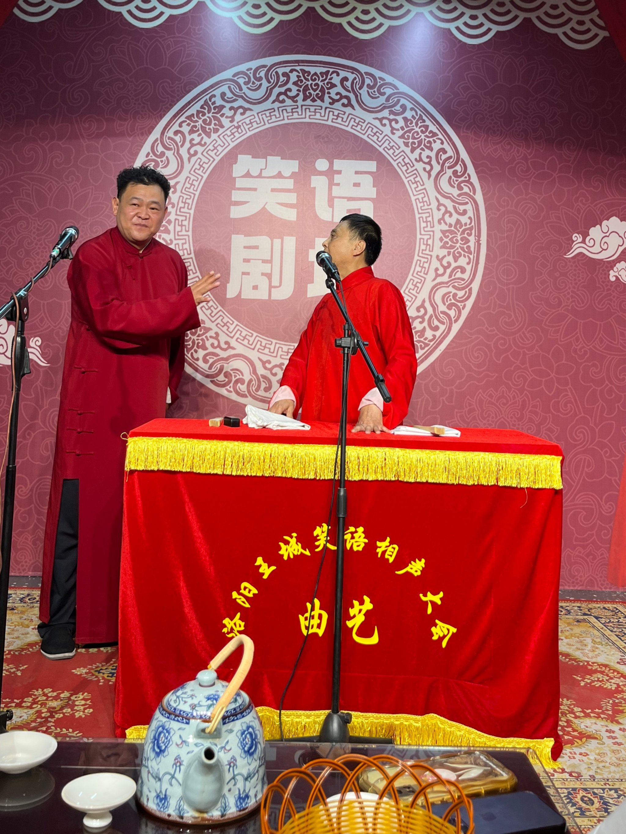 爱游戏体育官网-选手技艺精湛，观众掌声不断