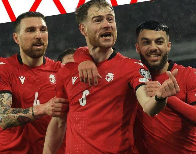 包含足球场上欧国联赛的强队和弱队展现出截然不同的状态的词条 包含足球场上欧国联赛的强队和弱队展现出截然不同的状态的词条