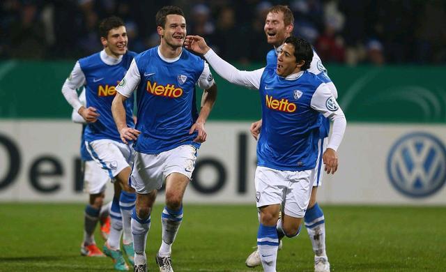 包含云达不来梅对决波鸿,保级大战分胜负的词条 包含云达不来梅对决波鸿,保级大战分胜负的词条