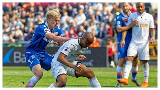 阿森纳状态回暖，积分榜上升