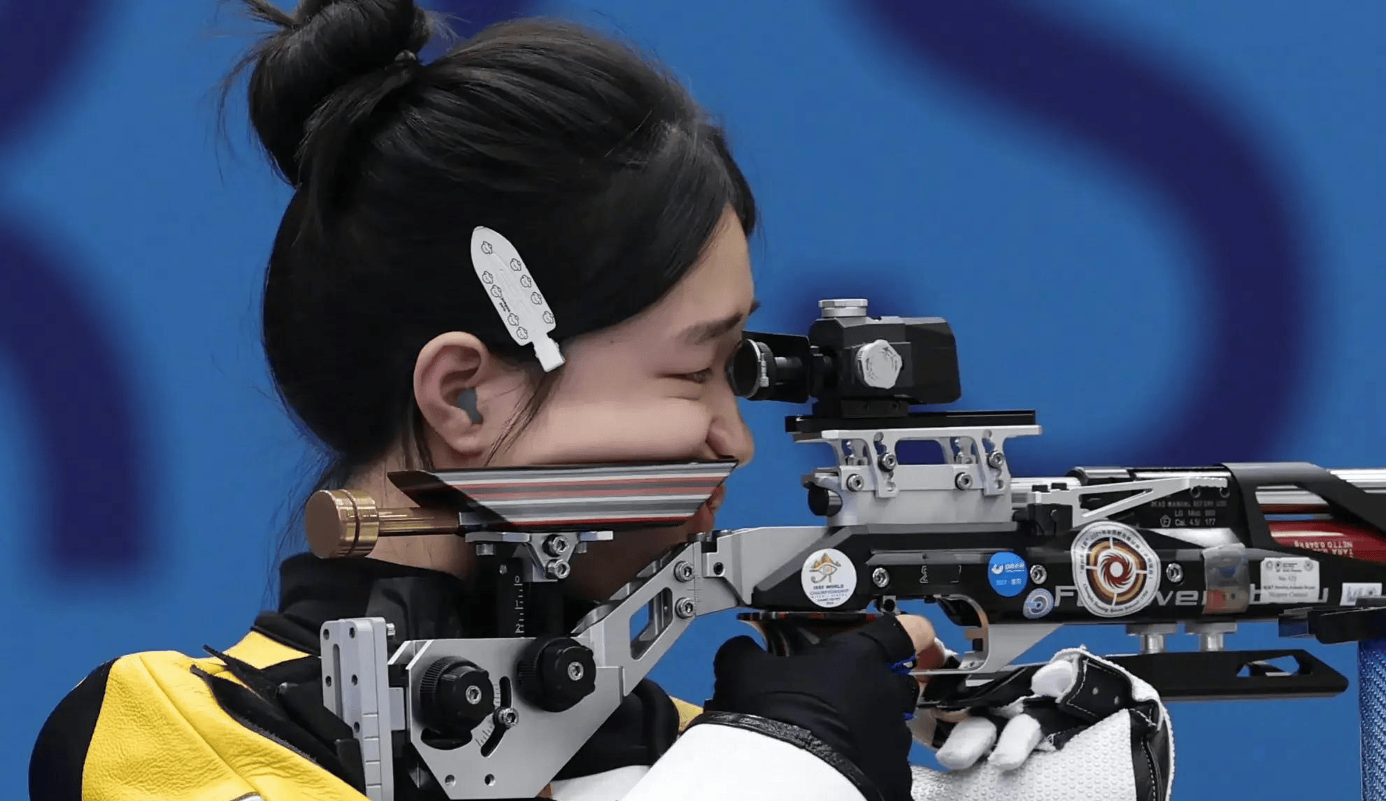 韩国射击选手实现霸气巅峰,称霸全场 韩国射击选手实现霸气巅峰,称霸全场