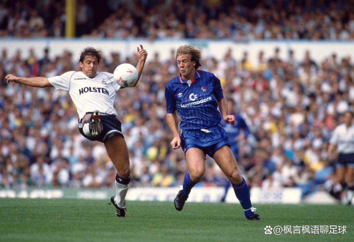 切尔西客场击败富勒姆，保持领先