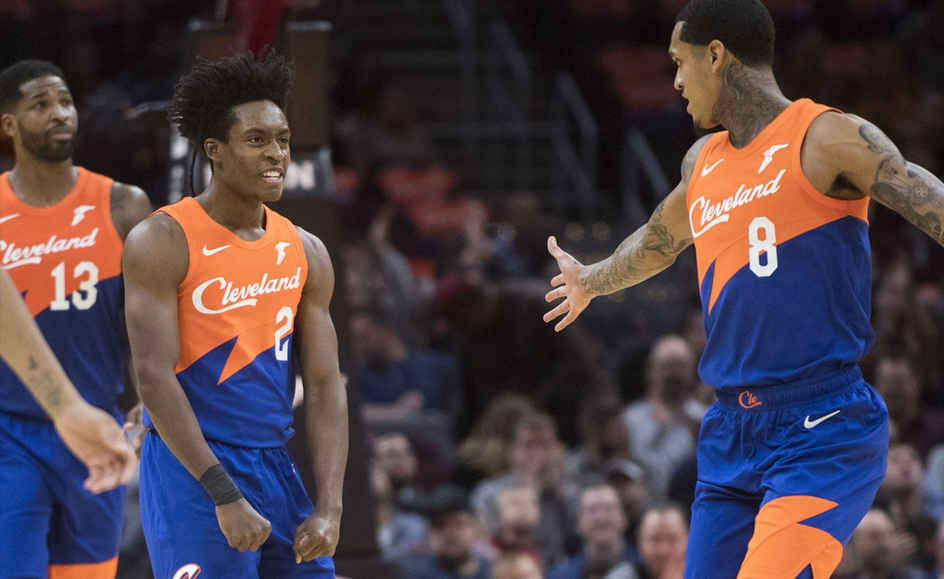 国王逆转黄蜂,汉密尔顿统治全场 国王逆转黄蜂,汉密尔顿统治全场