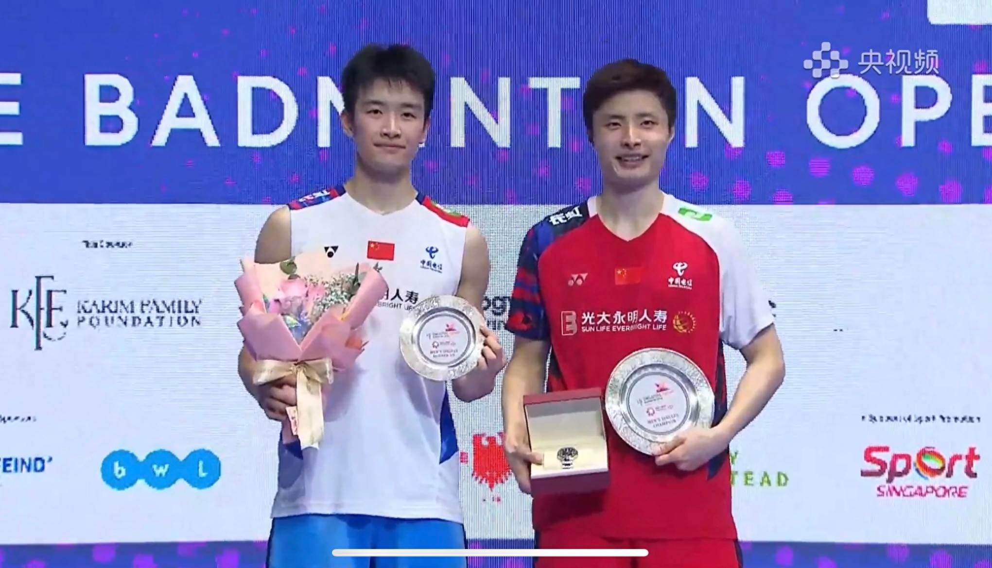 韩国队鏖战印尼队，石宇奇扛起全队