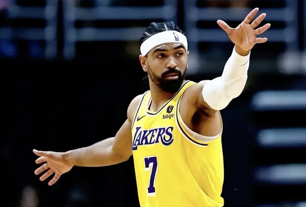 爱游戏中国-湖人轻取凯尔特人B队，拉塞尔送出助攻