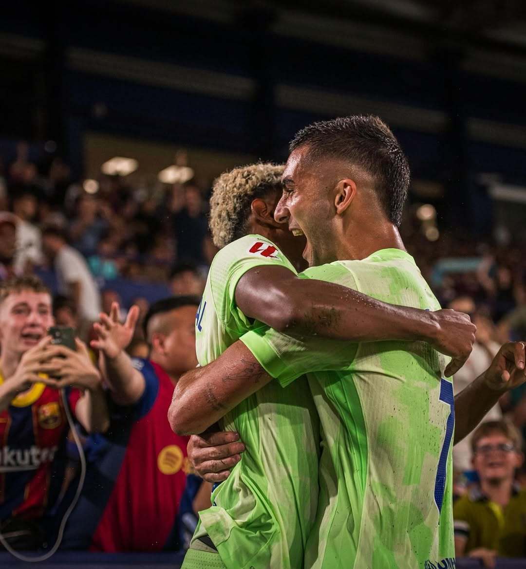 爱游戏APP-英格兰险胜巴黎，费兰·托雷斯惊艳世界的简单介绍