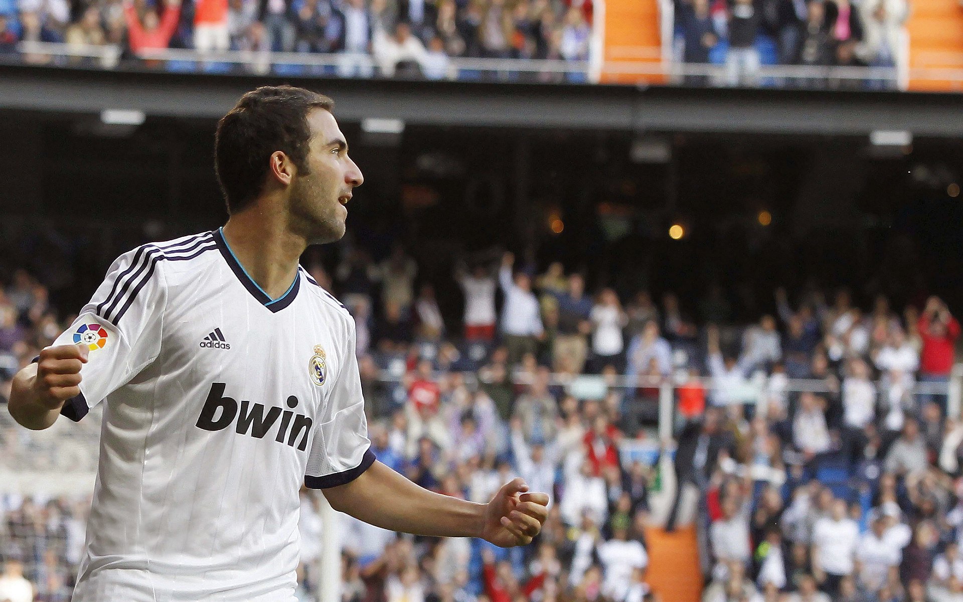 奥运周期关键战之夜，布克冠军级表现震撼全场